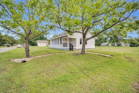 601 S S 7th Avenue Teague TX 75860
