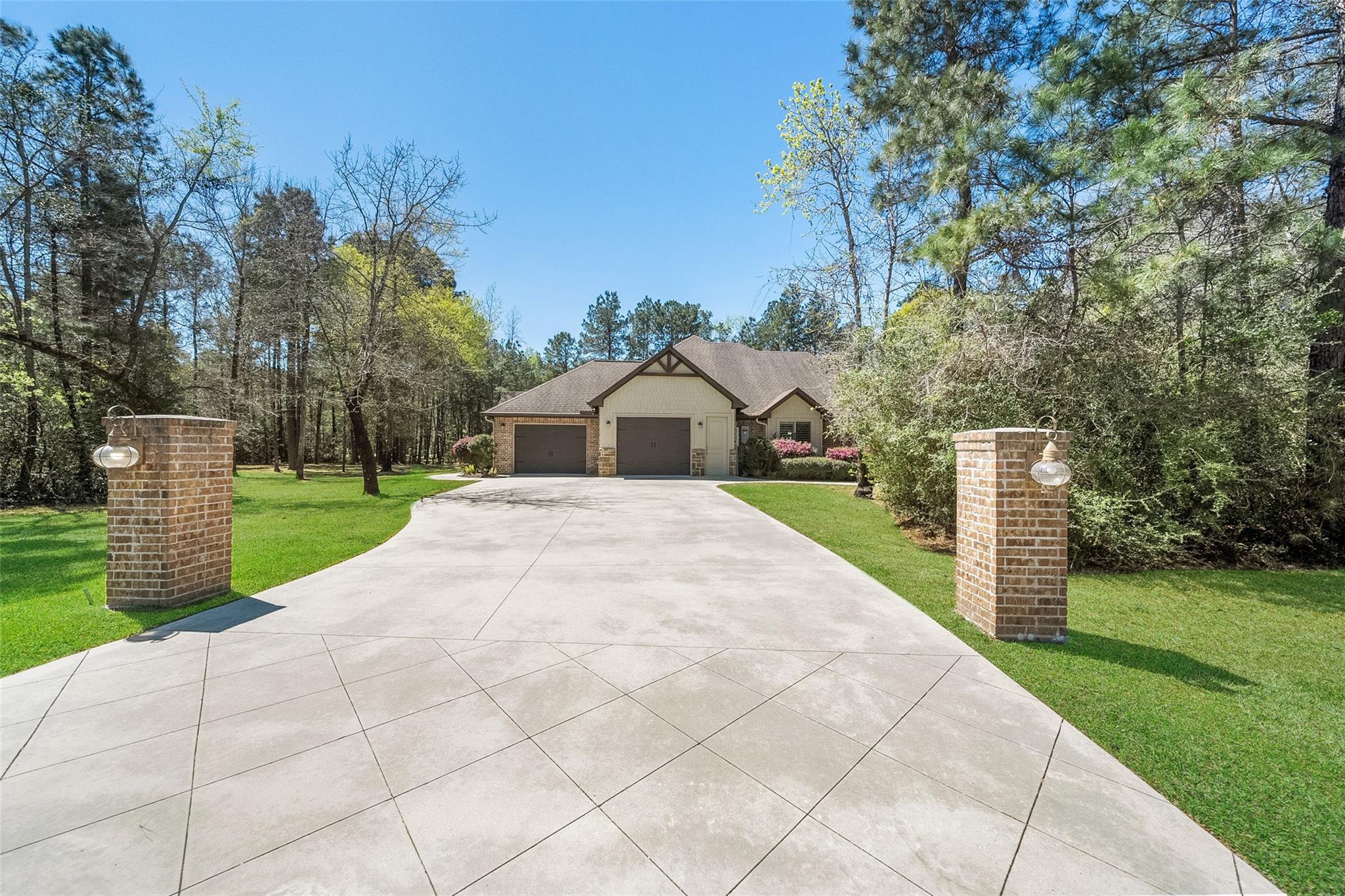 11556 Kirstens Court