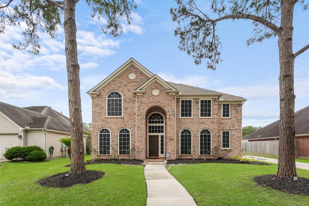 Photo of 132 Emerald Cloud Lane, League City, TX 77573 (MLS # 77879546)