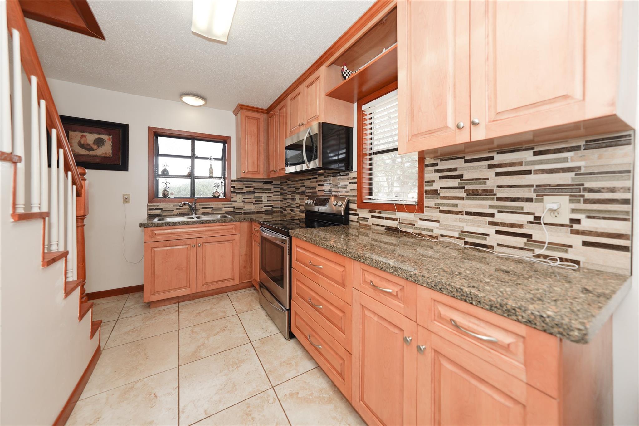 15021 County Road 272