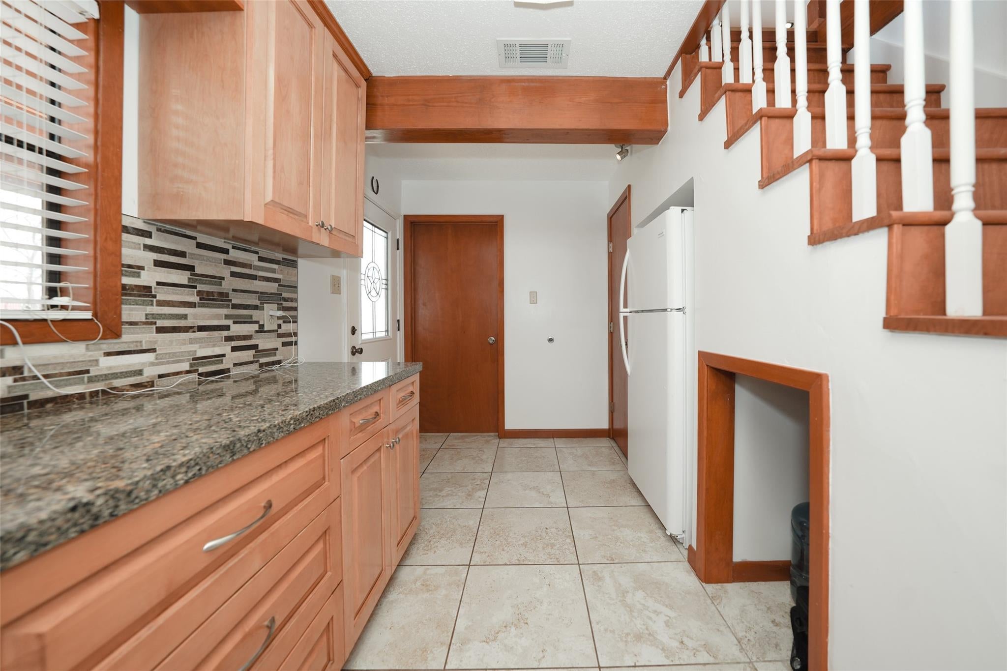 15021 County Road 272