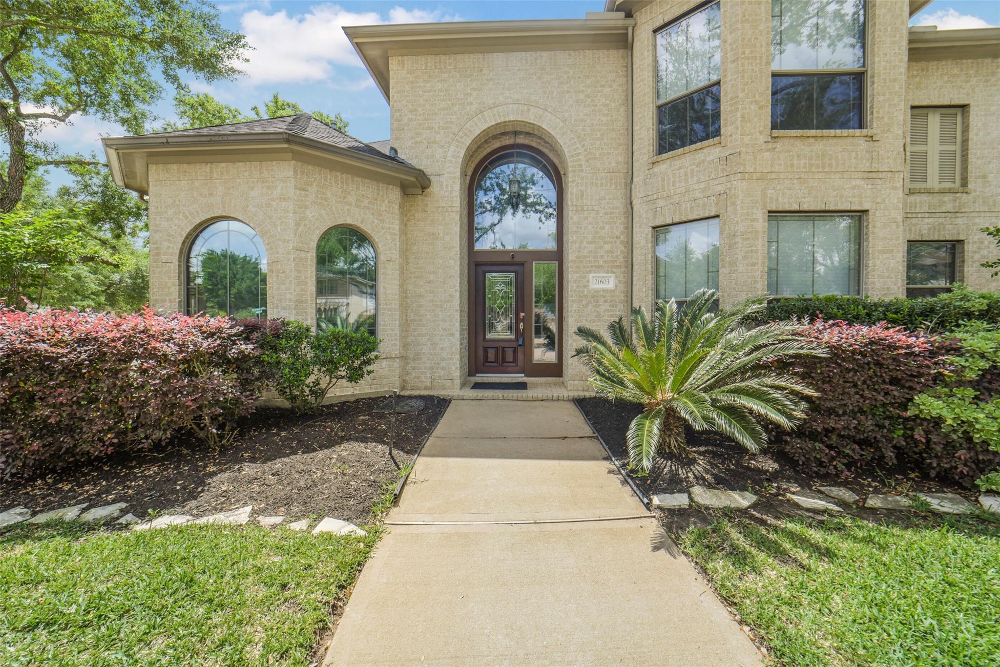 21603 Statfield Glen