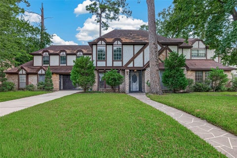 Photo of 6803 Wimbledon Estates Drive, Spring, TX 77379 (MLS # 22511988)