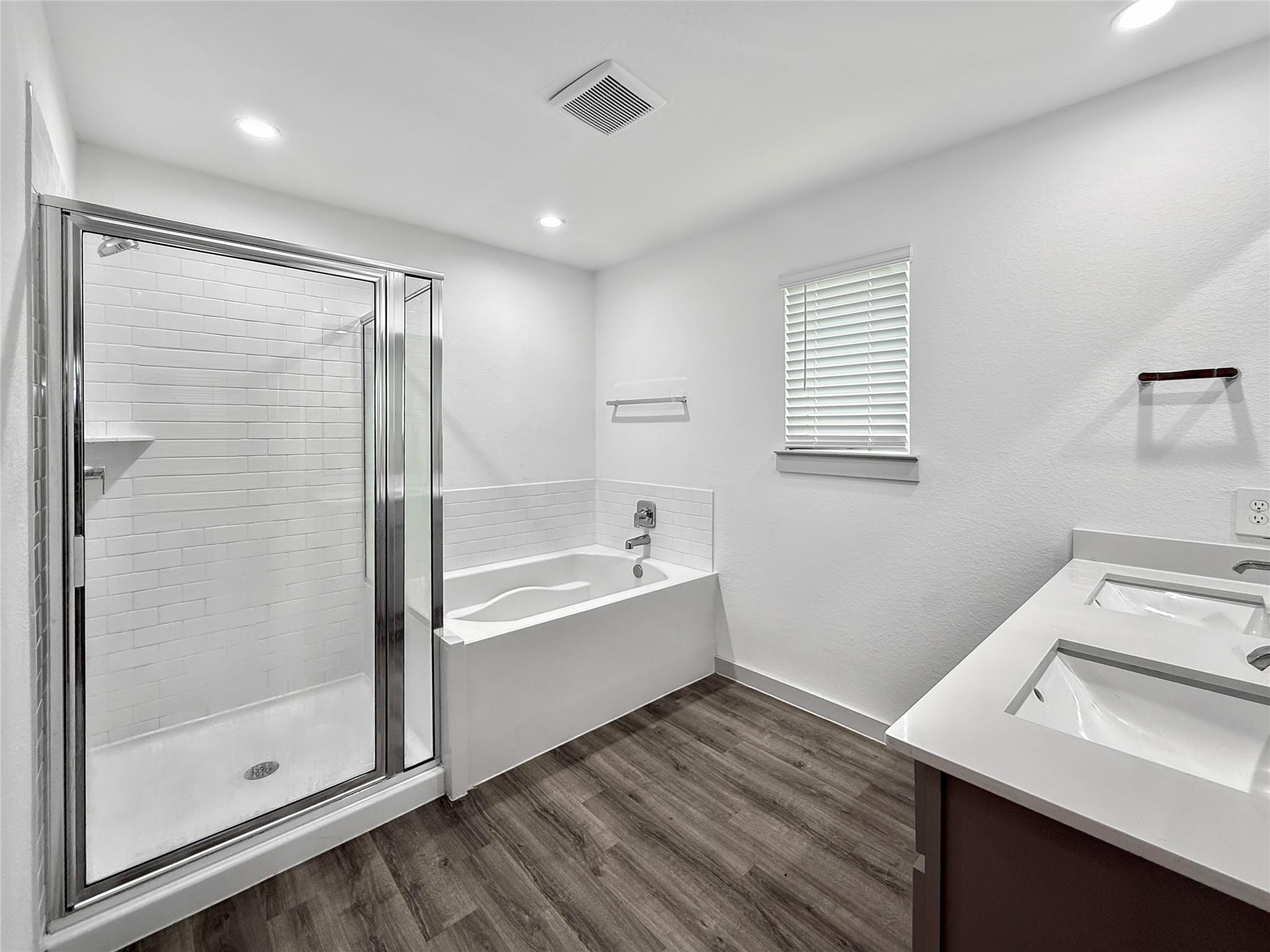 7923 Cattlewood Pass