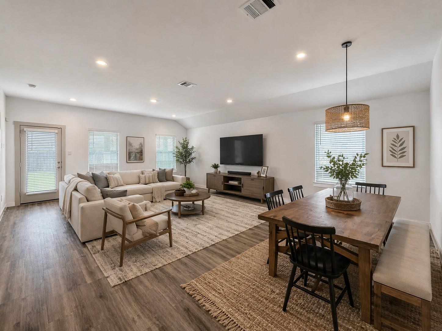 7923 Cattlewood Pass