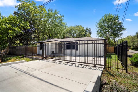 Photo of 5202 Denmark Street, Houston, TX 77016 (MLS # 58725995)