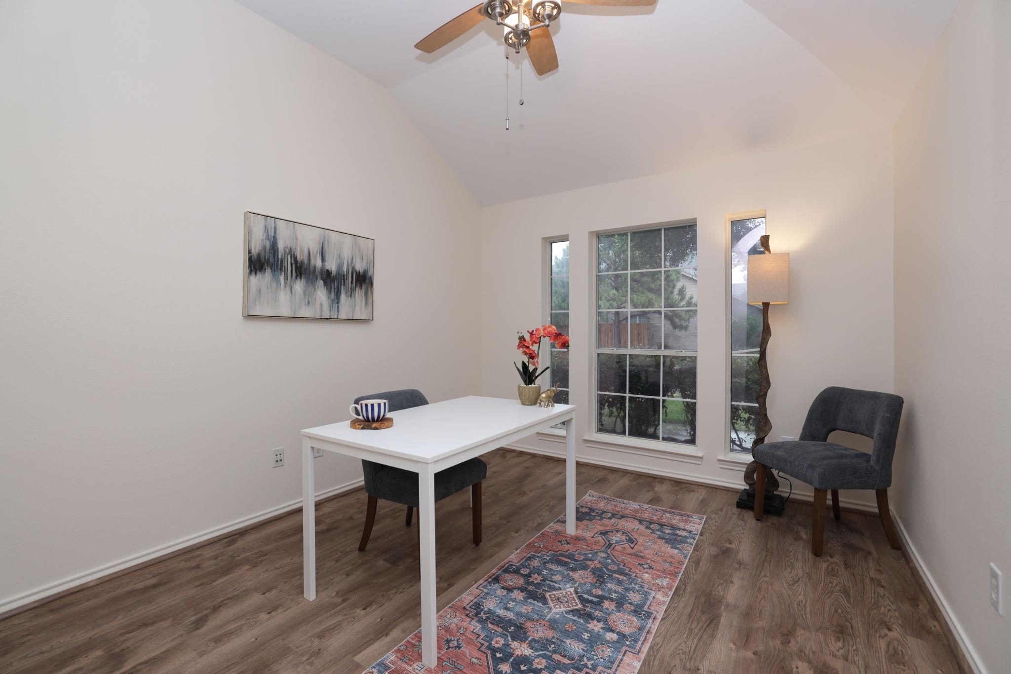4814 Mosaic Canyon Court