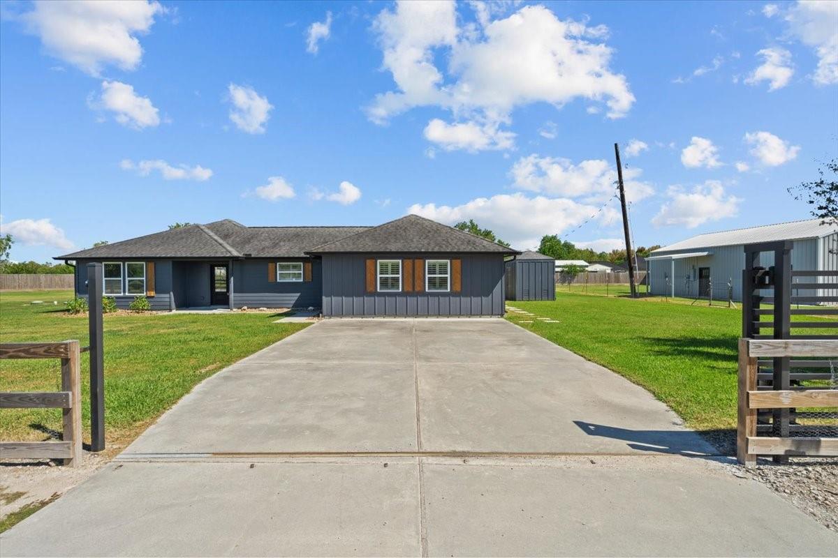 7811 County Road 168
