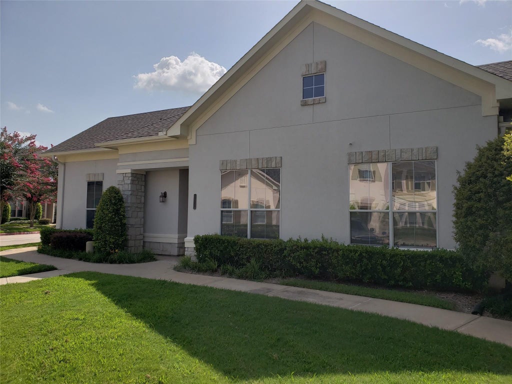 Photo of 4330 Lake Run Drive, Sugar Land, TX 77459 (MLS # 88747606)
