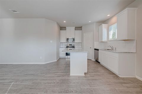 Tiny photo for 206 Colonnade Reflection Drive, Crosby, TX 77532 (MLS # 13535060)