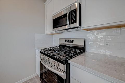 Tiny photo for 206 Colonnade Reflection Drive, Crosby, TX 77532 (MLS # 13535060)