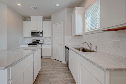 Tiny photo for 206 Colonnade Reflection Drive, Crosby, TX 77532 (MLS # 13535060)