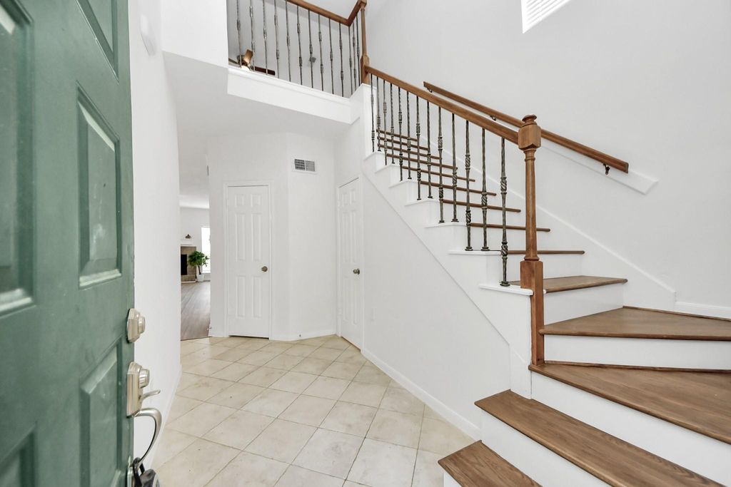 Photo of 5515 Strack Road #122, Houston, TX 77069 (MLS # 77413289)