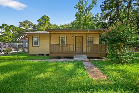 Homes For Sale - 109 Meadows Street<br/> Liberty County, Cleveland, TX 77328