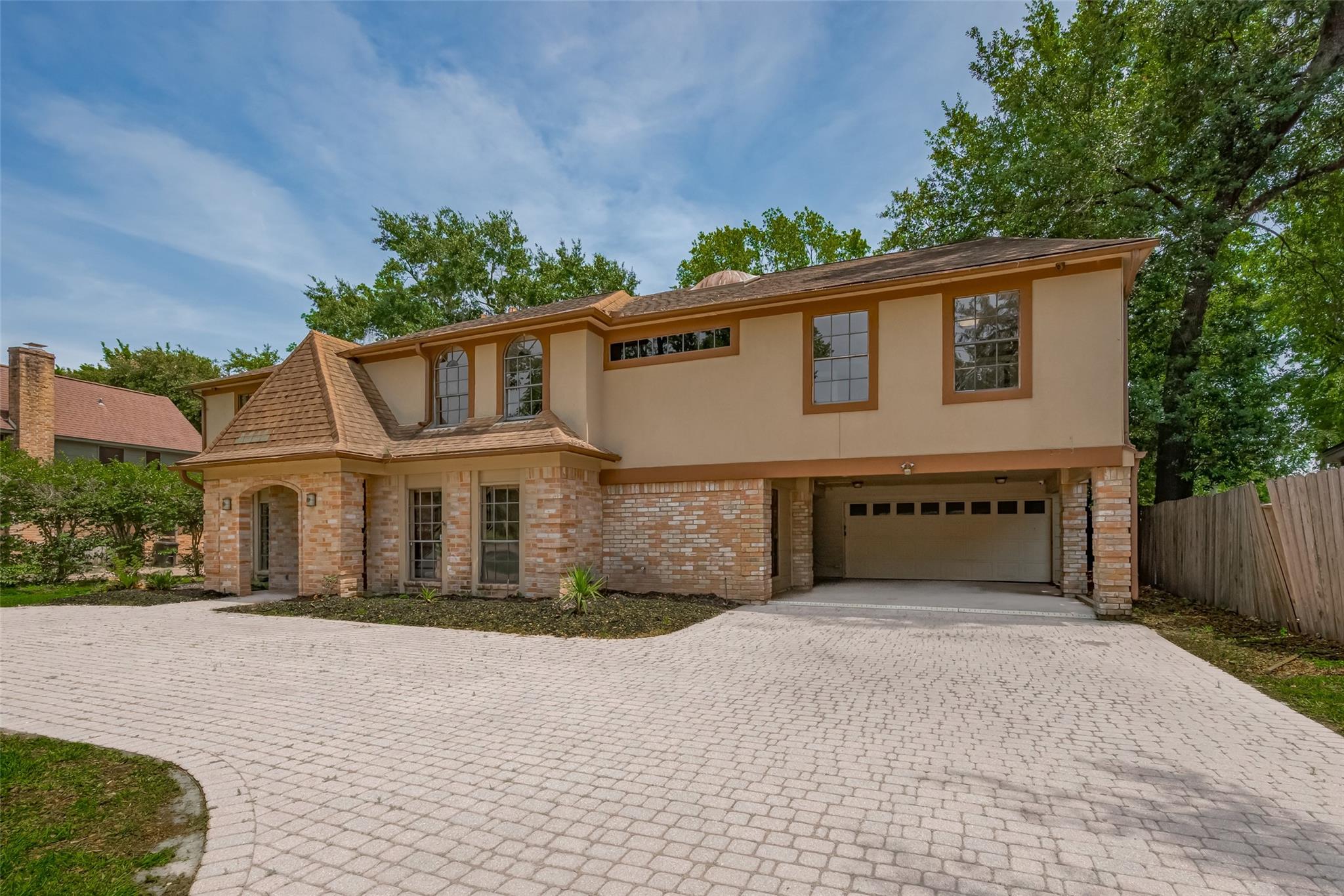 15509 Lakeview Drive