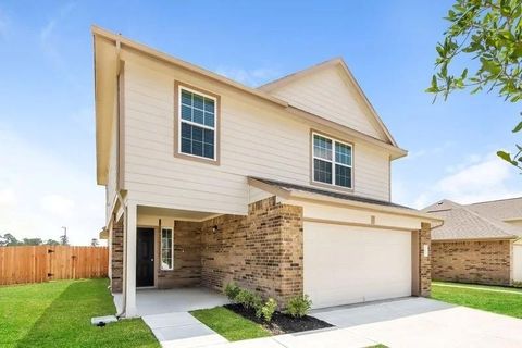 Photo of 301 Pronghorn Drive, Huntsville, TX 77320 (MLS # 60119284) Photo of 301 Pronghorn Drive, Huntsville, TX 77320 (MLS # 60119284)