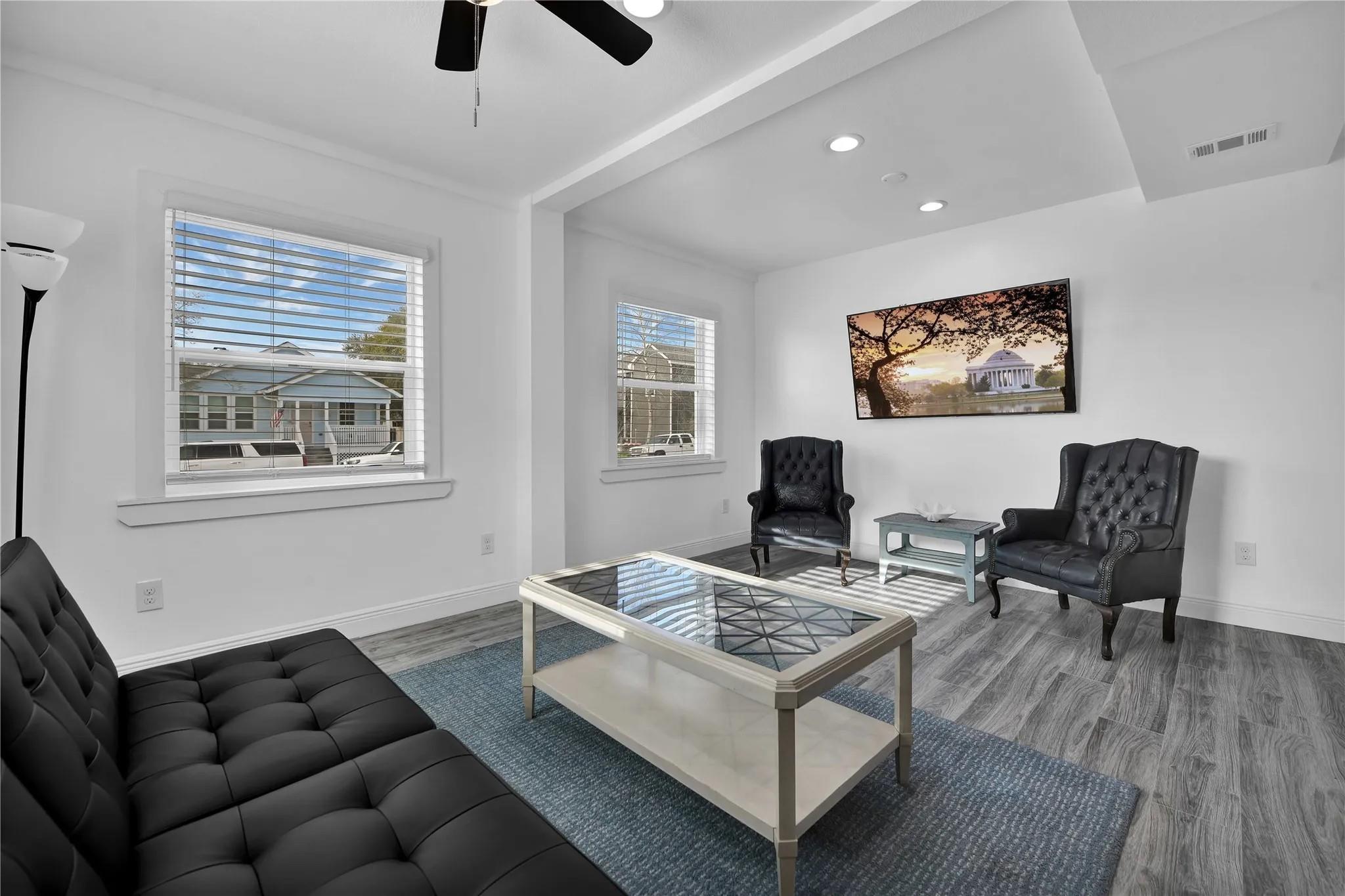 4013 Ave N 1/2