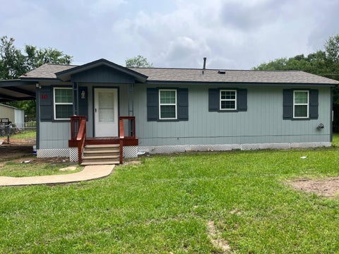 Photo of 10 E Watson Street, Willis, TX 77378 (MLS # 44132251)