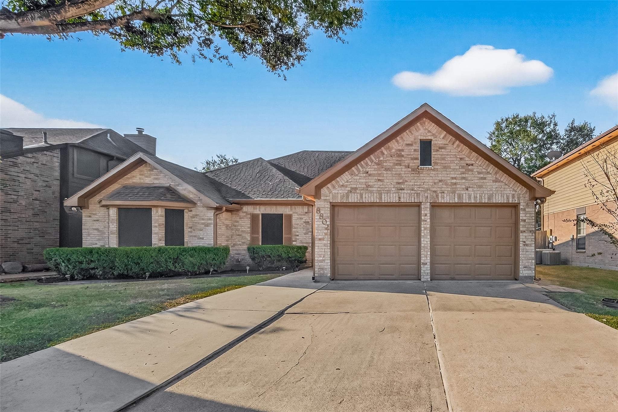 8802 Kensington Court