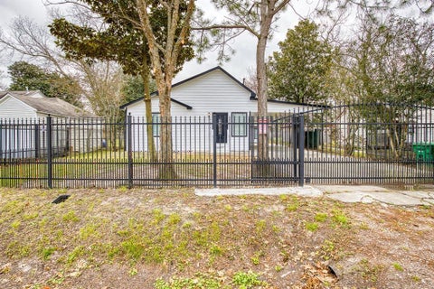 Photo of 2508 Spence Street, Houston, TX 77093 (MLS # 79158978)