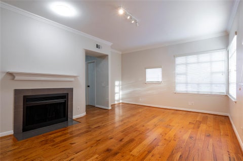 Photo of 4004 Montrose Boulevard #44D, Houston, TX 77006 (MLS # 62144350)
