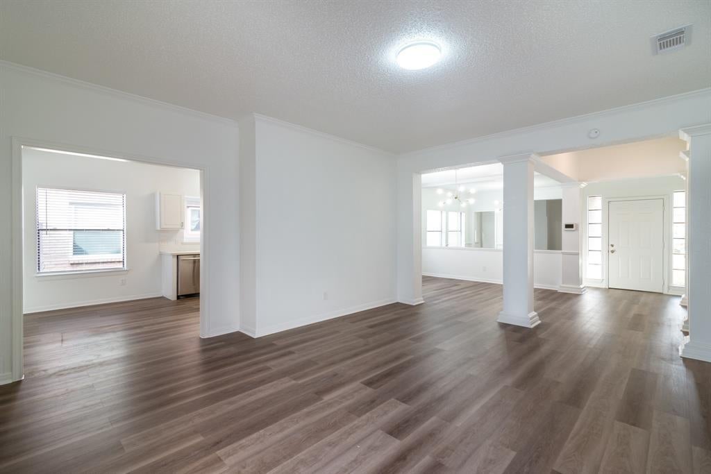 1030 Wentworth Drive