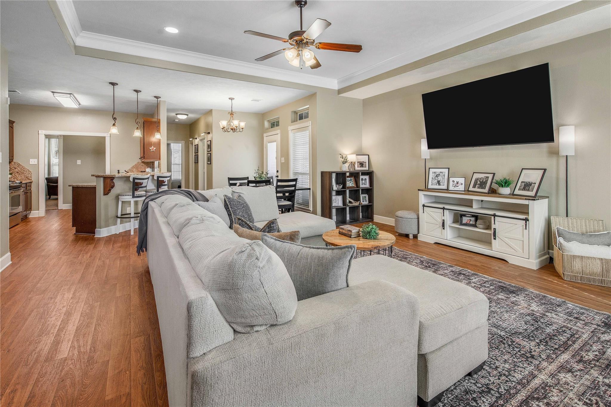 1723 Creekside Circle