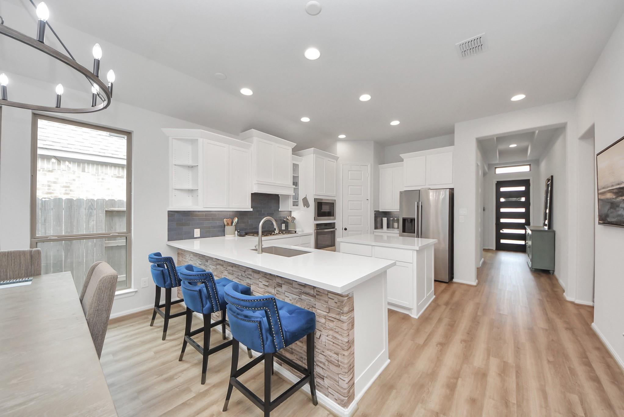 16607 Yaklin Meadow