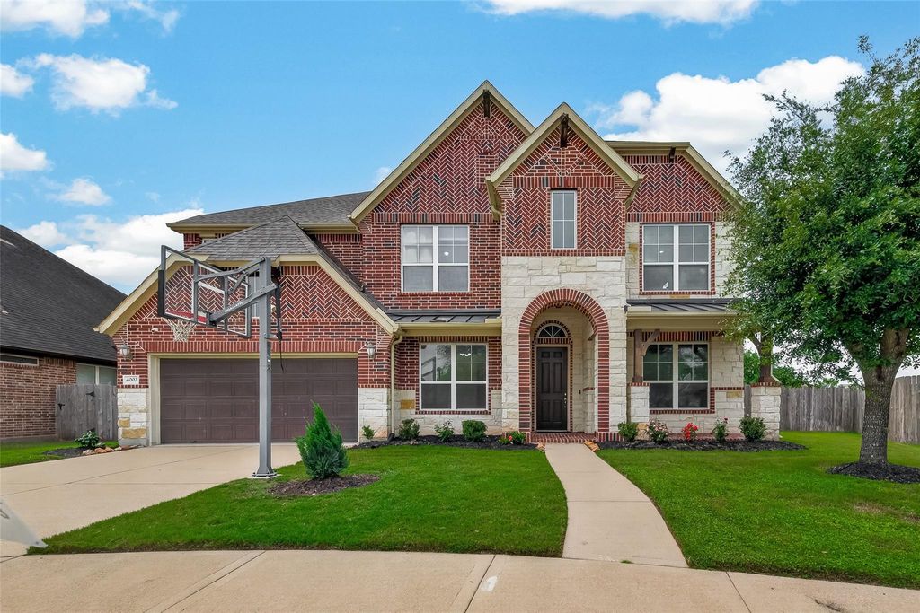 Photo of 4002 Dogwood Canyon Lane, Sugar Land, TX 77479 (MLS # 53493712)