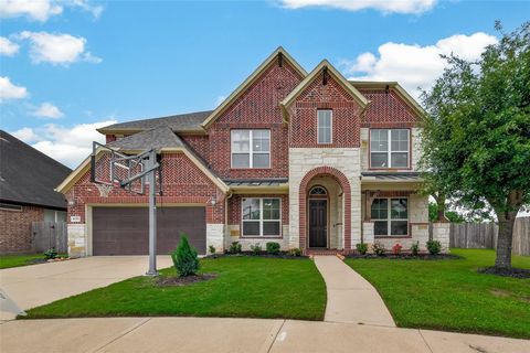 Homes For Rent - 4002 Dogwood Canyon Lane<br/> Sugar Land, TX 77479
