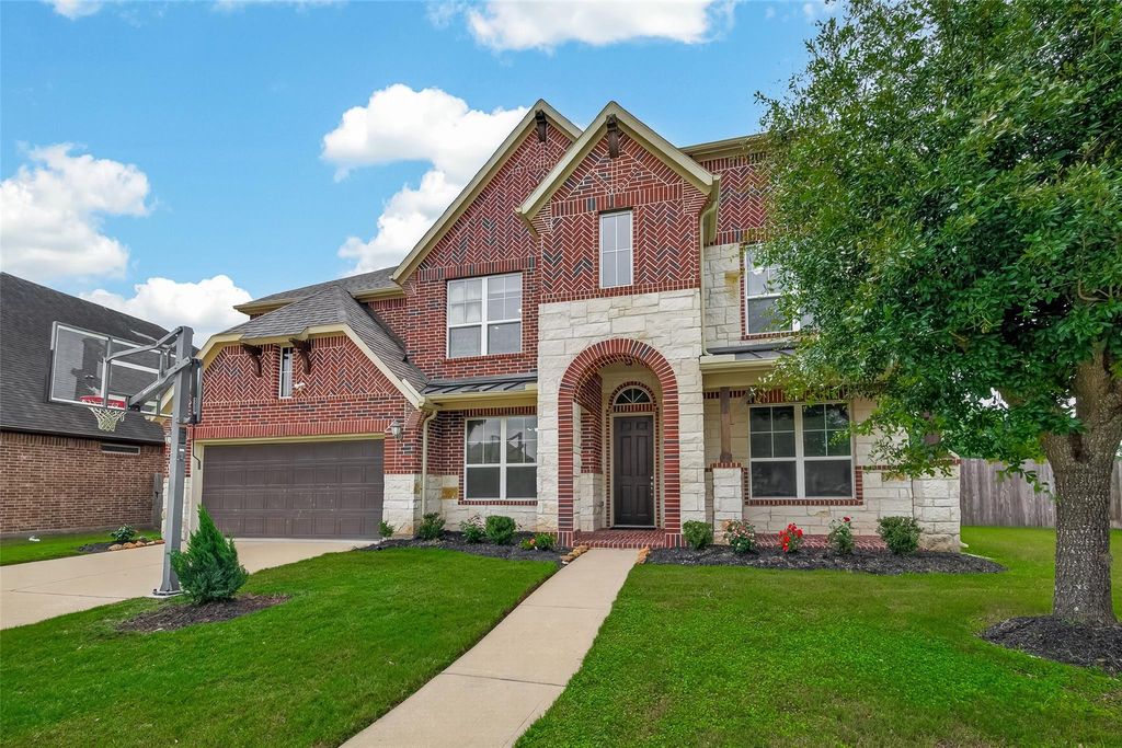 Photo of 4002 Dogwood Canyon Lane, Sugar Land, TX 77479 (MLS # 53493712)