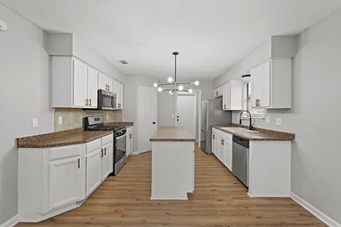 Photo of 7215 Trogon Lane, Houston, TX 77083 (MLS # 52761471)