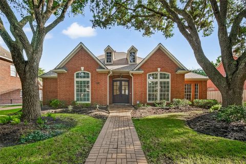 Photo of 3811 Palmer Court, Sugar Land, TX 77479 (MLS # 89472679) Photo of 3811 Palmer Court, Sugar Land, TX 77479 (MLS # 89472679)