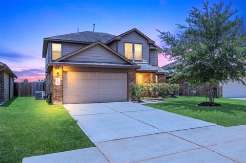 Photo of 17806 Royal Breccia Lane, Richmond, TX 77407 (MLS # 46672047)