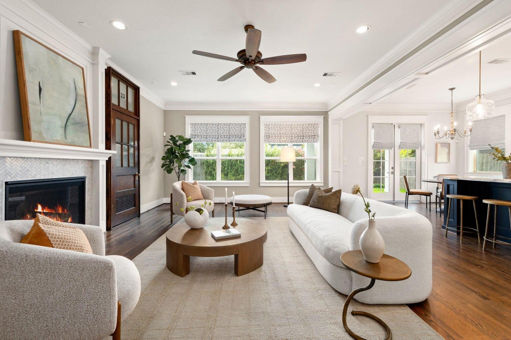 Photo of 6430 Rolla Street, Houston, TX 77055 (MLS # 6491349)