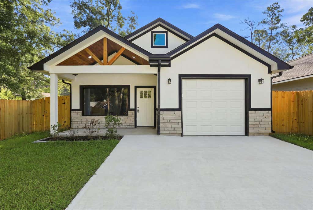 Photo of 18434 Fannin Road, Willis, TX 77378 (MLS # 9611621)