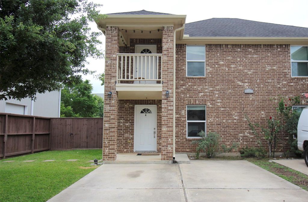 Photo of 6610 Loma Vista Street #A, Houston, TX 77085 (MLS # 55511677)