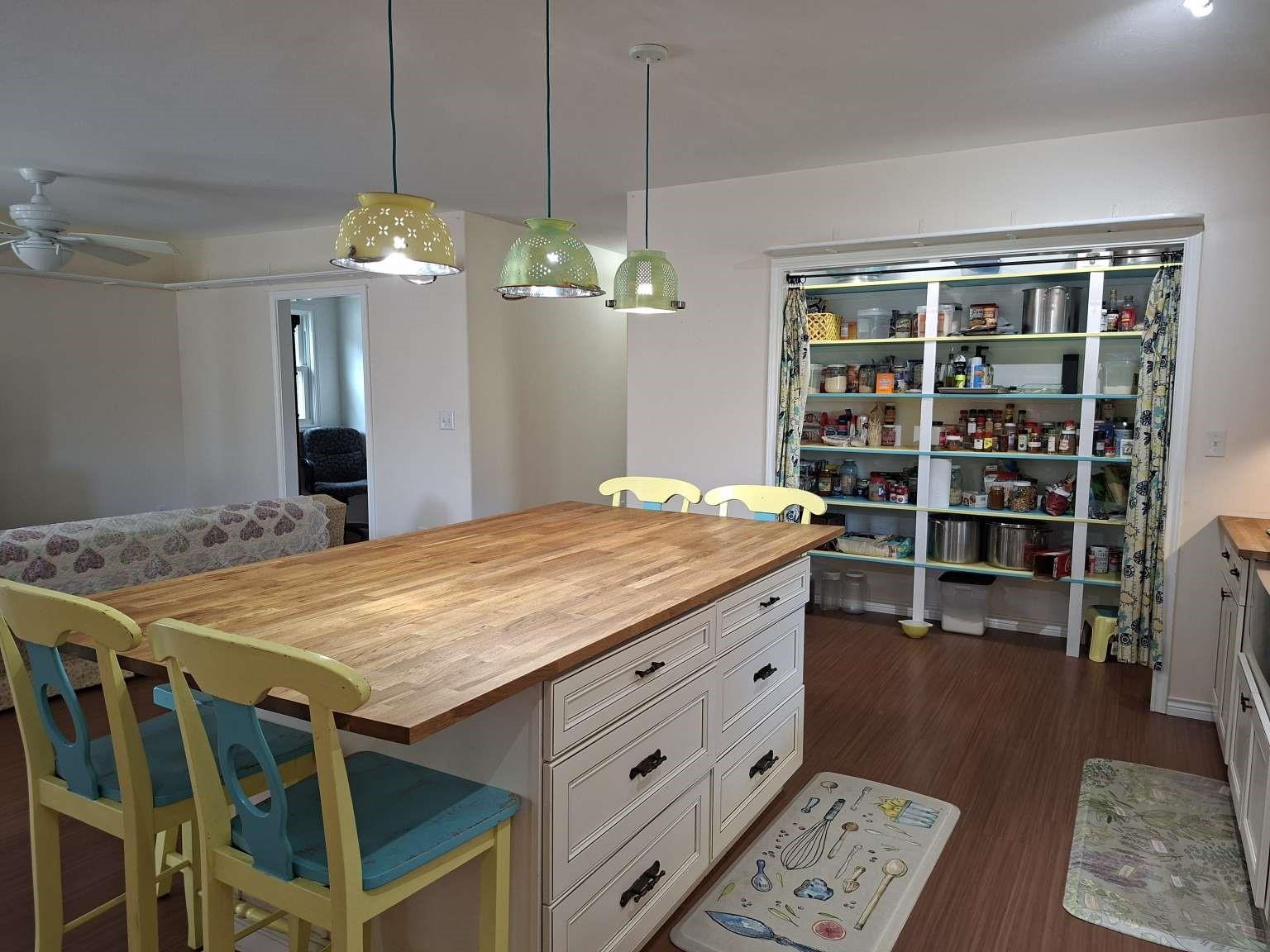 14025 Oak Lake Village Drive