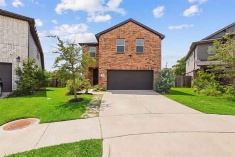 Photo of 132 Wedgewood Trace Lane, La Porte, TX 77571 (MLS # 24160668)