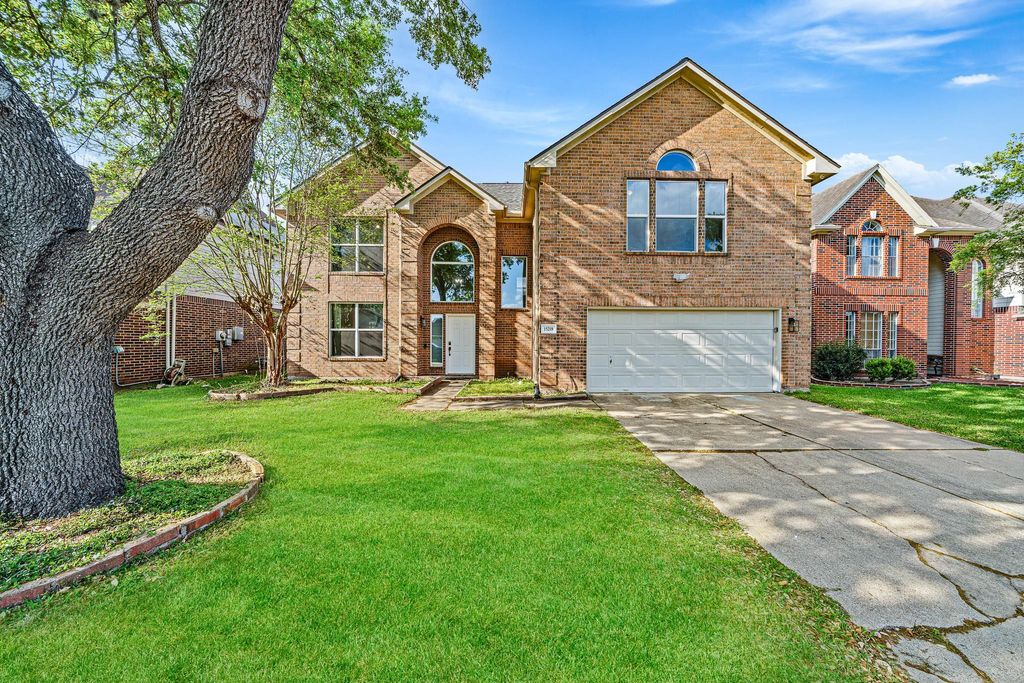 Photo of 15218 Hidden Hollow Lane, Sugar Land, TX 77498 (MLS # 13662133)