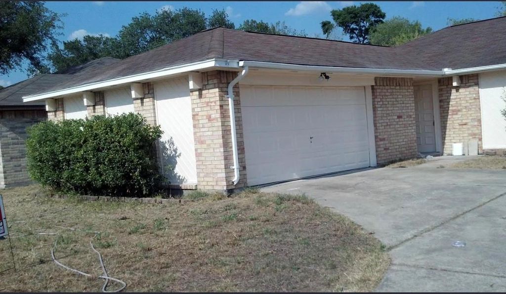 Photo of 20126 Chipplegate Lane, Humble, TX 77338 (MLS # 79118591)
