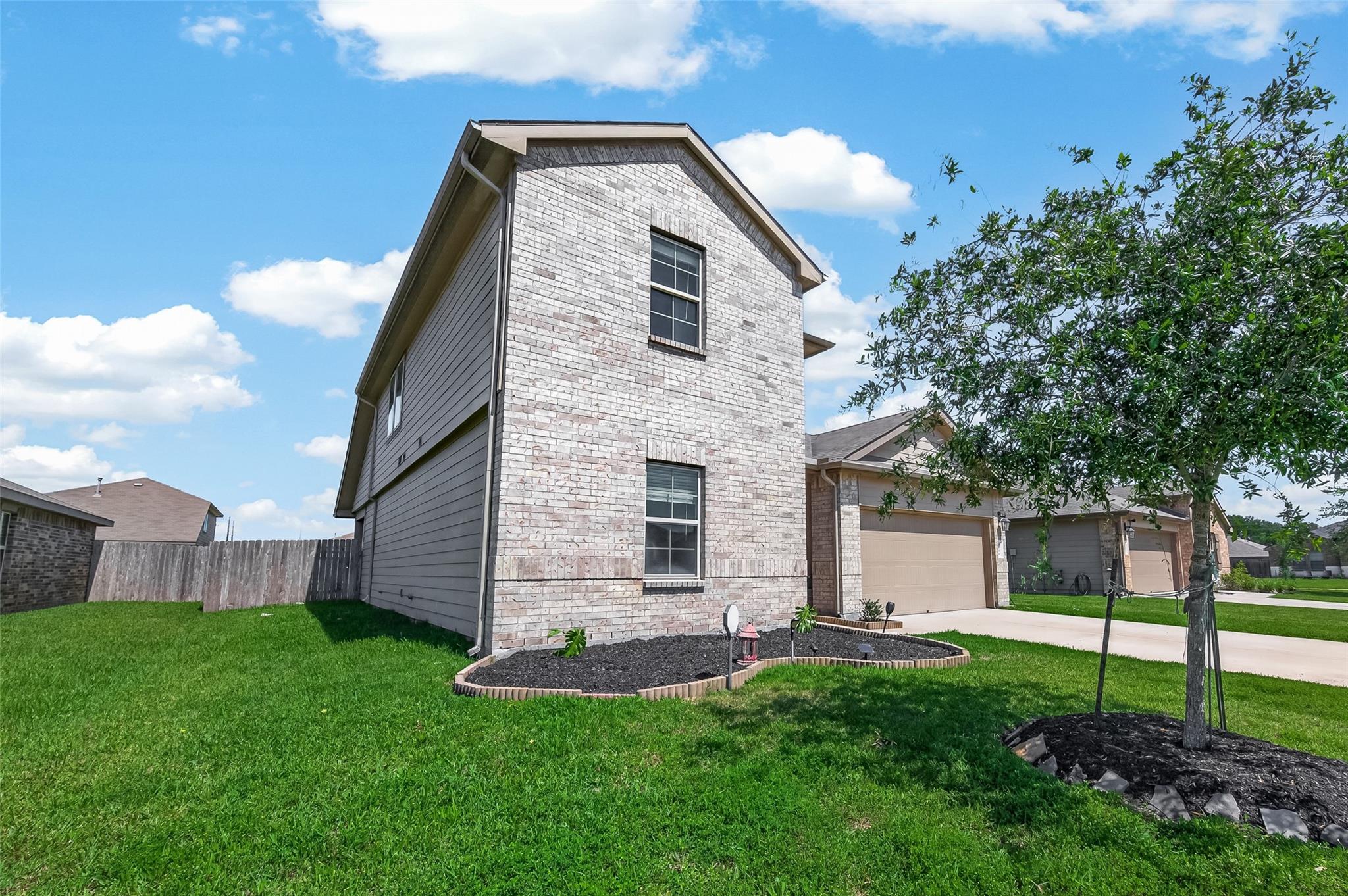 1706 Cooper Bluff Court