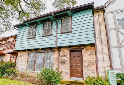 Photo of 2336 Shadowdale Drive, Houston, TX 77043 (MLS # 25164319)
