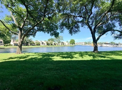 Condo For Sale - 12100 Melville Drive #603<br/> Montgomery County, Montgomery, TX 77356