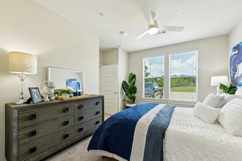 Photo of 1800 Central Pine Street #9304, Montgomery, TX 77316 (MLS # 18178870)