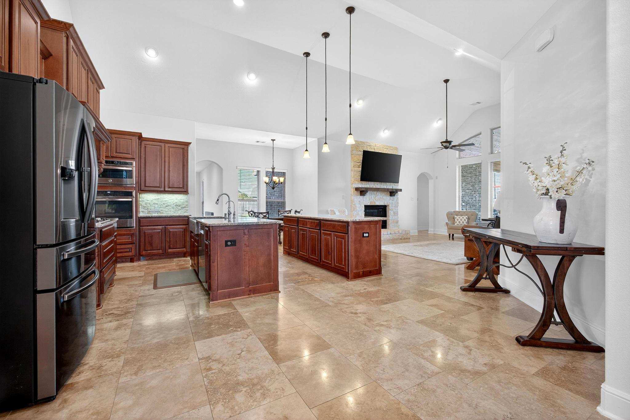 2602 Walnut Crest Drive