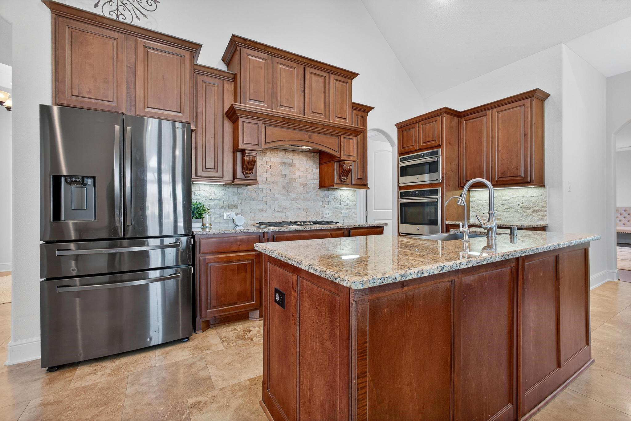 2602 Walnut Crest Drive