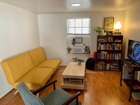 Photo of 822 Byrne Street #B, Houston, TX 77009 (MLS # 41272007)