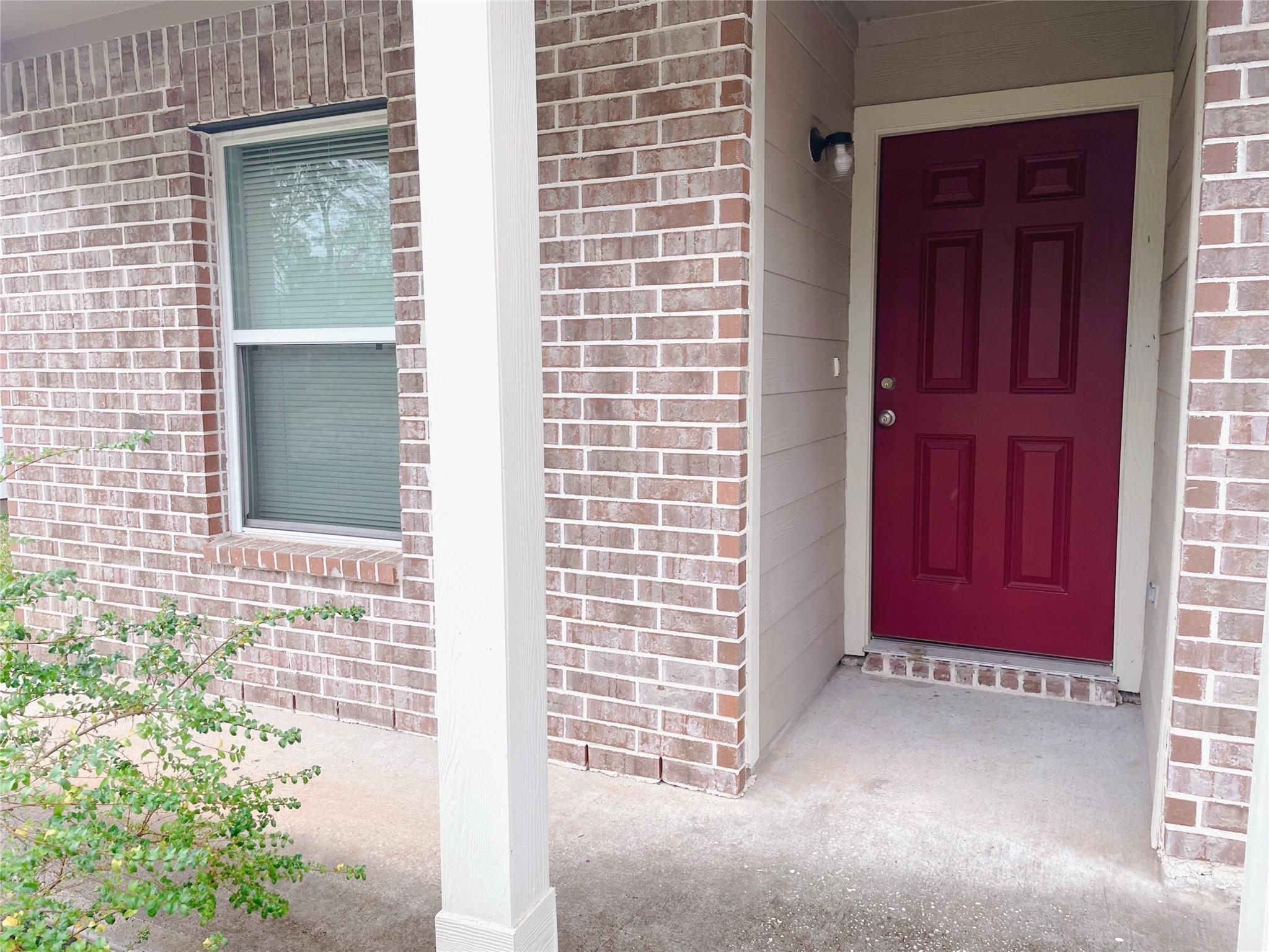 15585 Briar Forest Drive