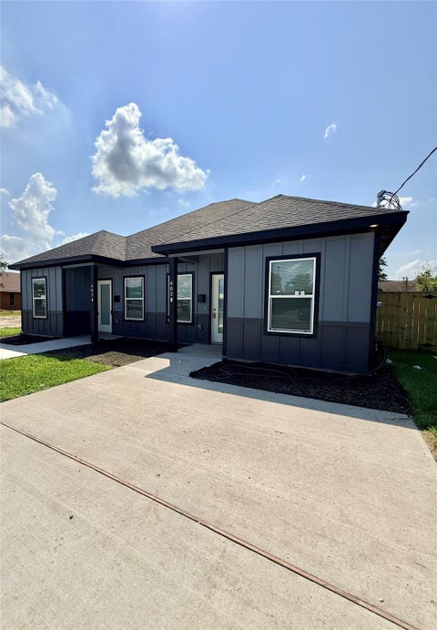 Photo of 1703 Johnson Street #A, Pasadena, TX 77502 (MLS # 40981423)